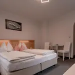 Brandgut - Vor Freude Gluehen 3* Viehhofen