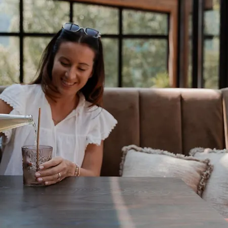 Brandgut - Vor Freude Gluehen فيهوفن